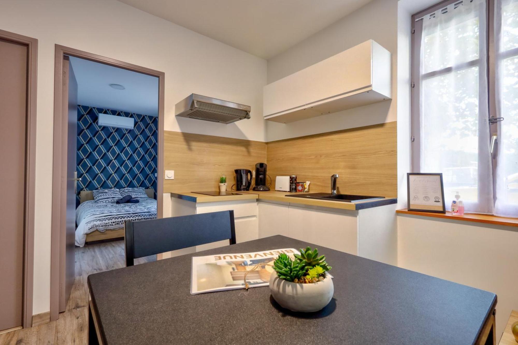 Le Westy 2 Apartment Hieres-Sur-Amby Exterior photo